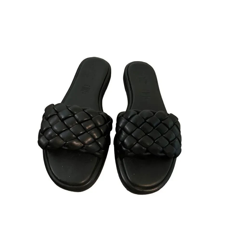 Seychelles Black leather sandal womens 9.5